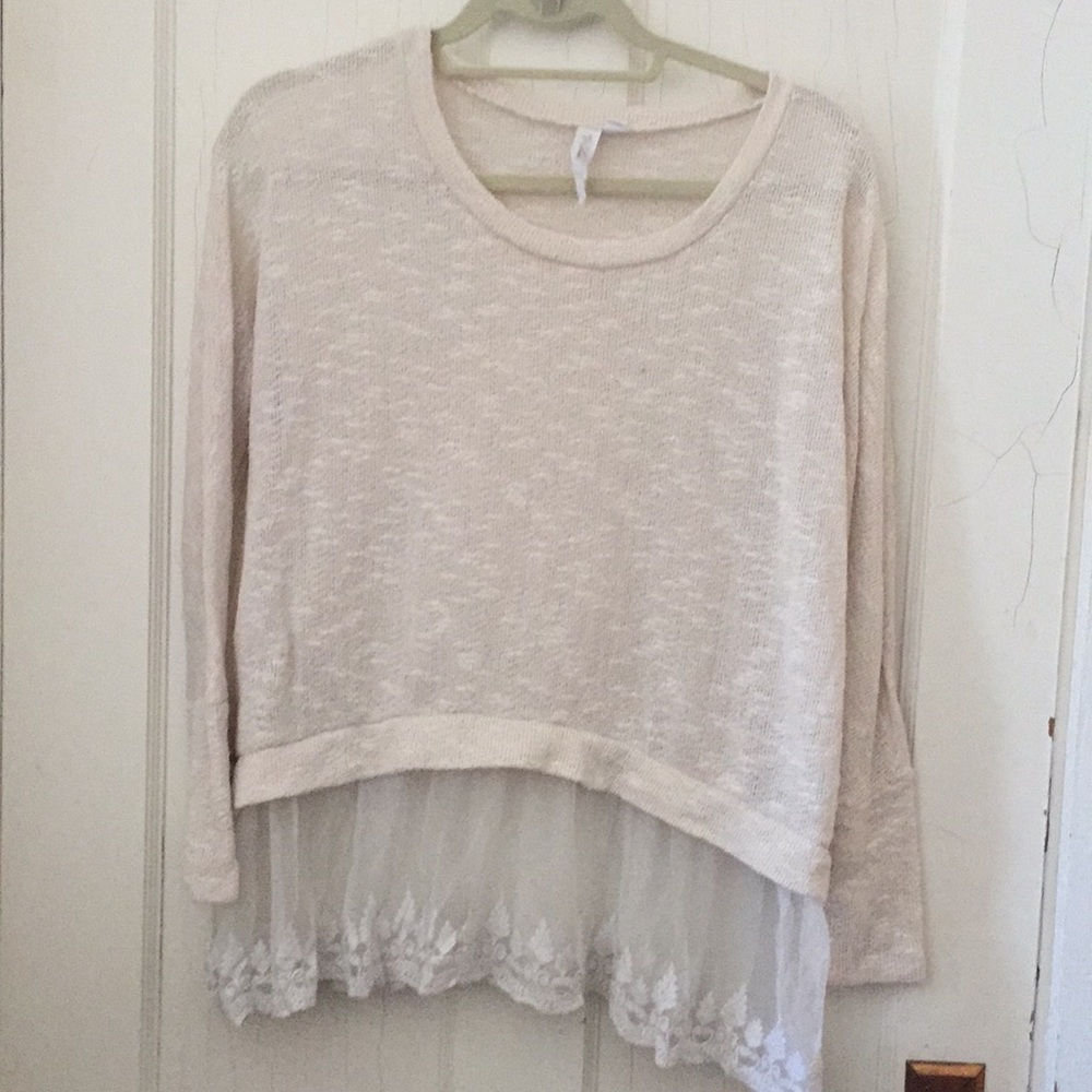 Cream white knit sweater lace bottom small